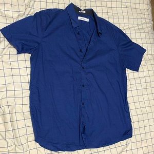 Calvin Klein | short sleeve button down shirt | L
